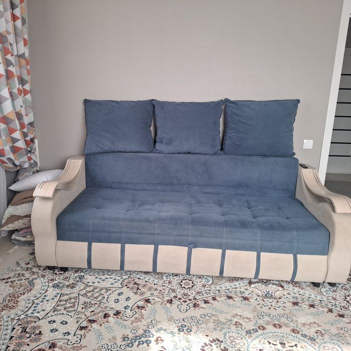 Продаю диван, в хорошем состоянии