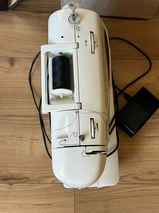 Шевна машина Brother XL-6053 + подарък консумативи