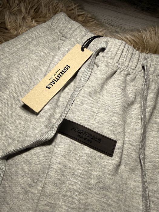 Pantaloni scurți Essentials PREMIUM