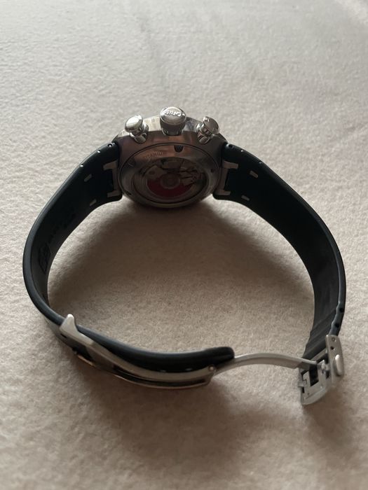 Часовник ORIS лимитиран