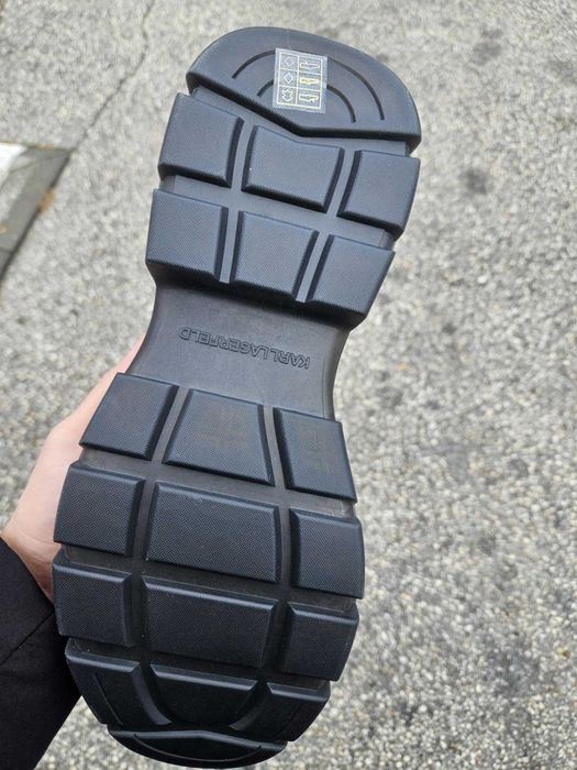 Зимни обувки Карл Лагерфелд