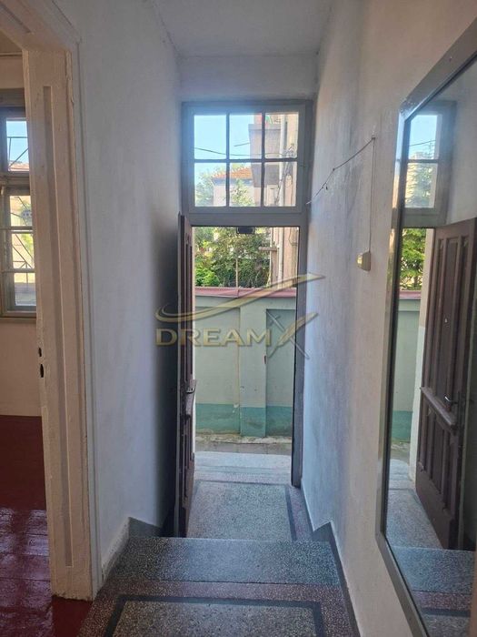 Етаж от къща под наем в кв. Център! 71898747