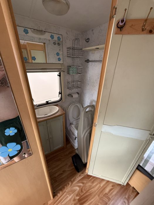 Rulota elddis 2006 carvana