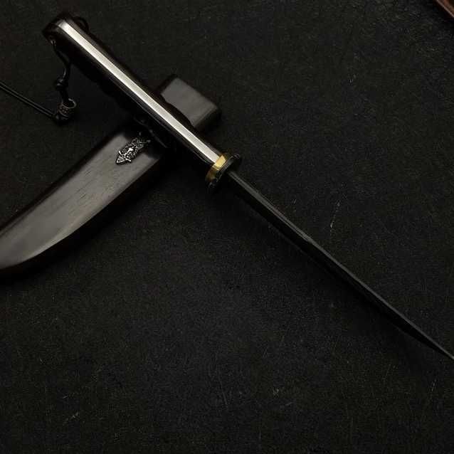 Cutit japonez samurai, lama Damasc in teaca lemn abanos