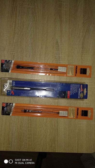 Antena Auto , lungime 18 cm , NOU