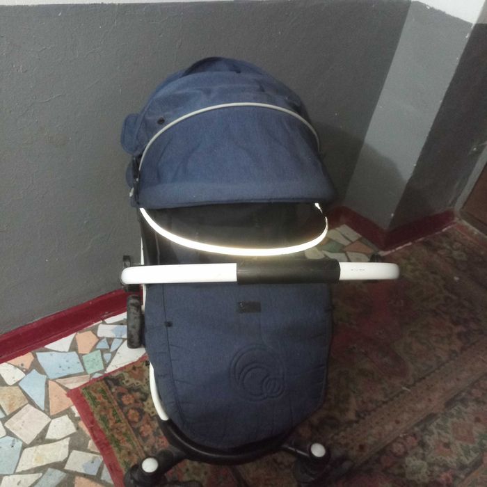Детская коляска.