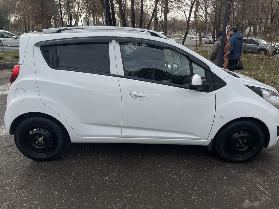 Продам Spark (3 euro) автомат.