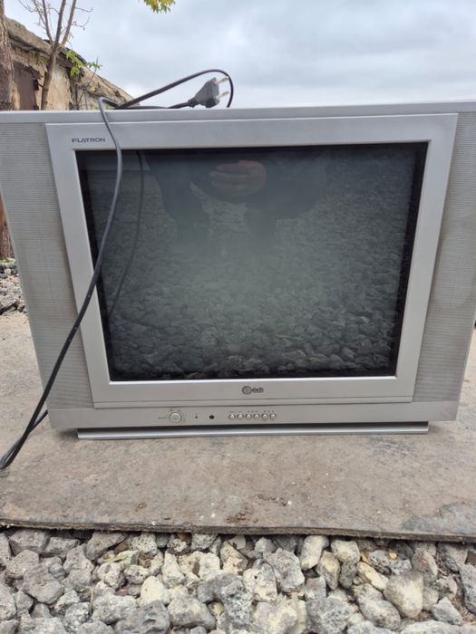 Продам телевизор 2 шт