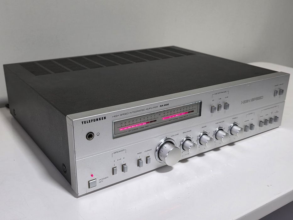 Telefunken RA 200 high speed integrated amplifier