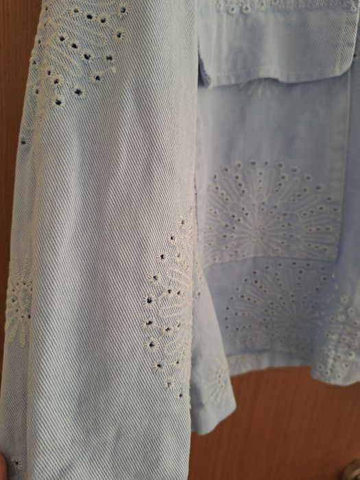 Връхно яке и дамска блуза!