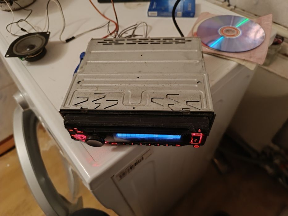 Продам автомагнитолу SONY оригинал