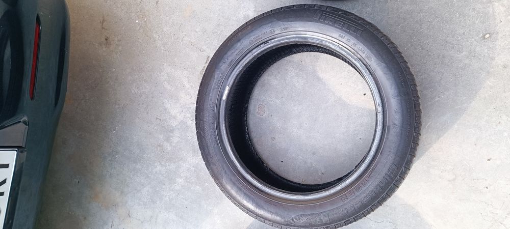 Гуми 16" 3бр. Кели и една Пирели