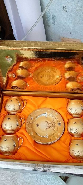 кофейный сервиз на 6 персон