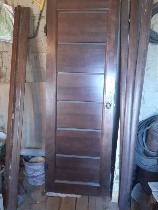 Двери межкомнатные Б/у