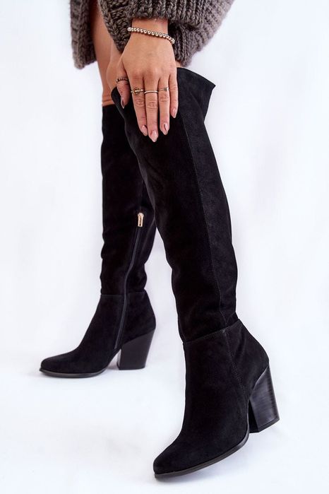 Продавам ЛОТ от стока (мъжки и дамски дрехи, и обувки)