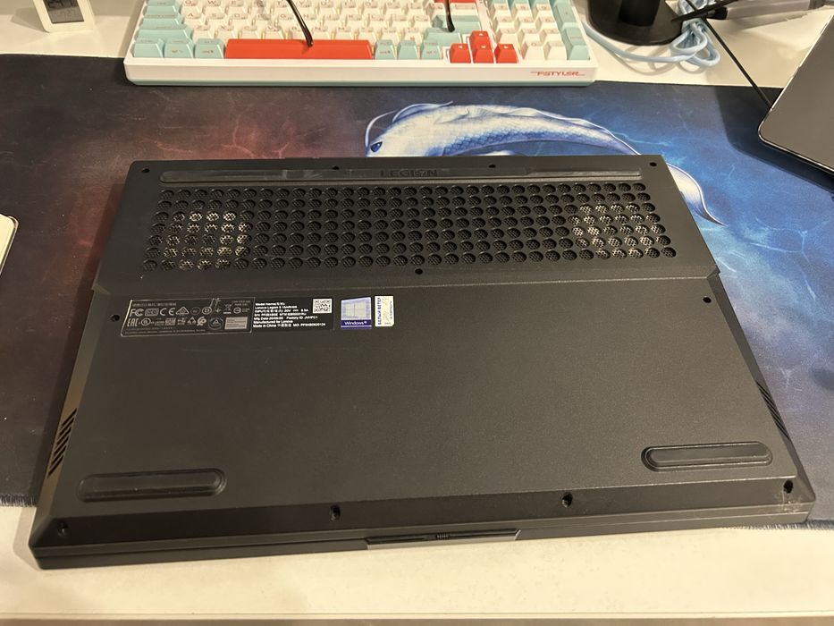 Продаю ноутбук Lenovo legion