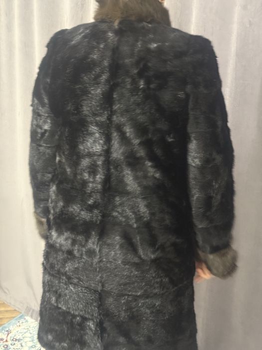 Шуба норковая продам