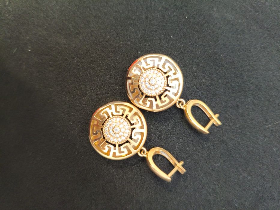 Серьги золотые 5.25гр, сережки