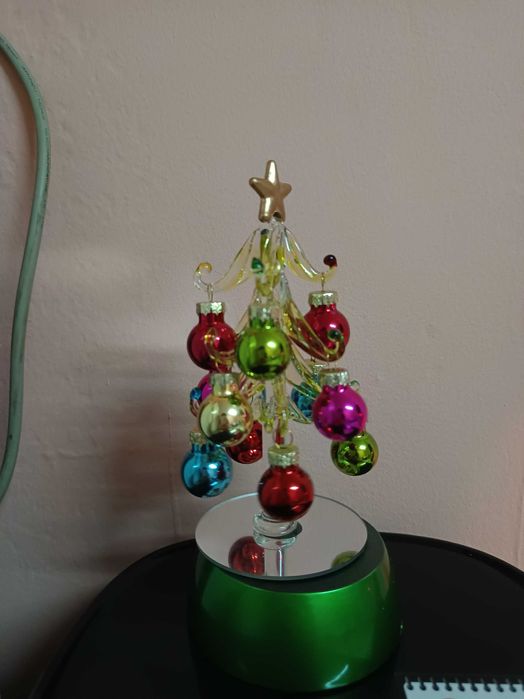 Коледна светеща елха