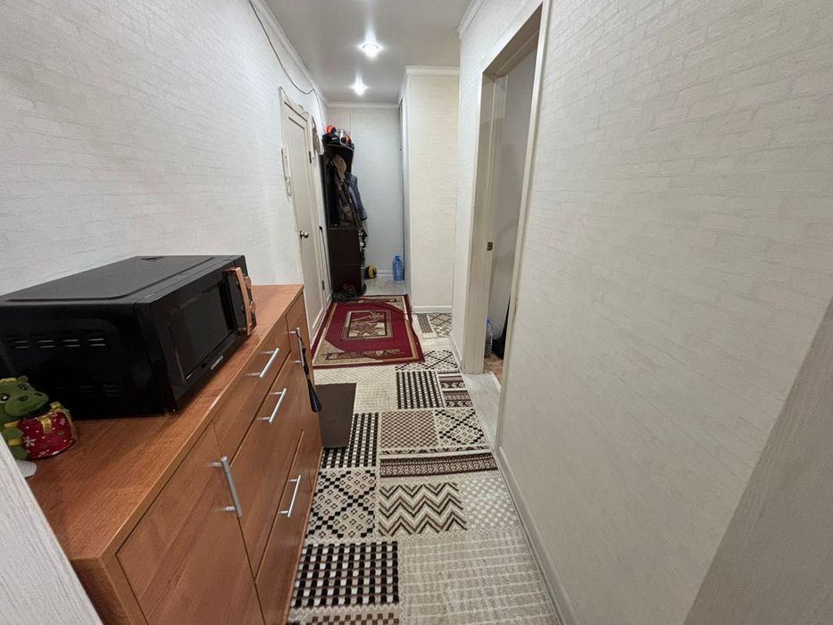 Продам 4х комнатную квартиру