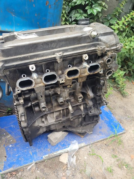 Продам двигатель на запчасти.