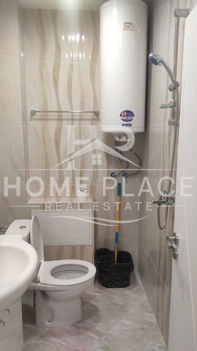 ДВУСТАЕН апартамент под наем - Център