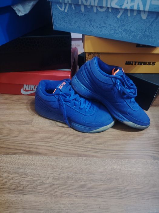 Adidași superbi, originali