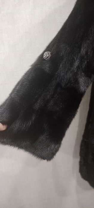 Продам норковую шубу