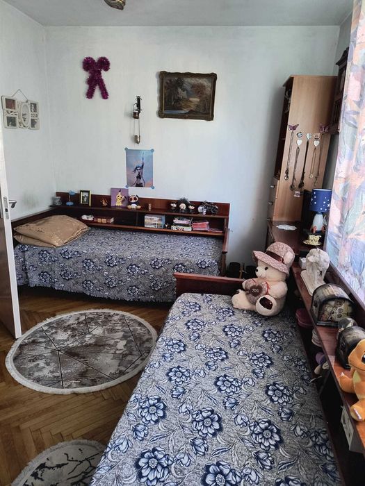 Vand apartament doua camere Brasov, cartier Astra, zona f. buna