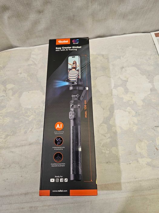 Gimbal smartphone Rollei Easy creator with AI tracking
