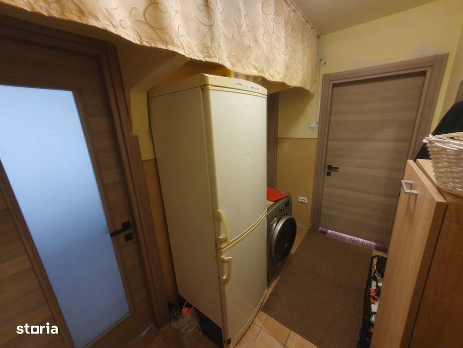 Apartament 2 camere, etaj 2, centrala proprie - Zona Steaua