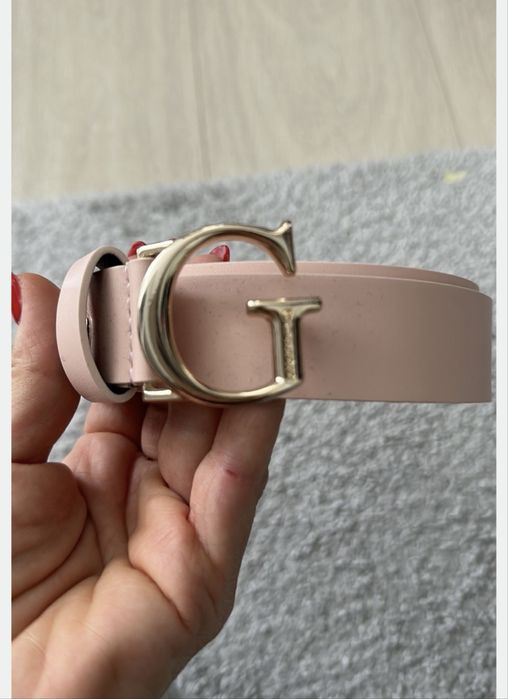 Колани Pinko Guess Valentino