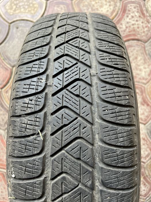 Anvelopa o buc doar 215/65R17 99H Winter M+S cu fulg Pirelli Scorpion