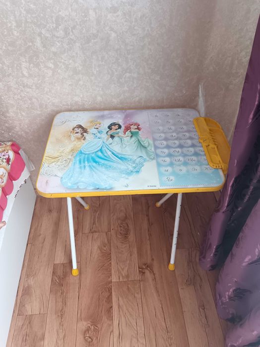 Продаётся детский столик