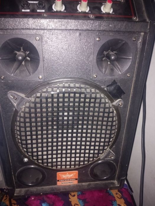 Kalonka  ovozi tiniq va baland bass chotki