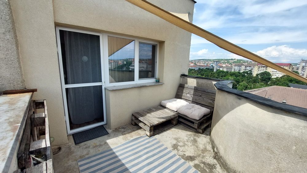 Închiriez apartament cu o cameră