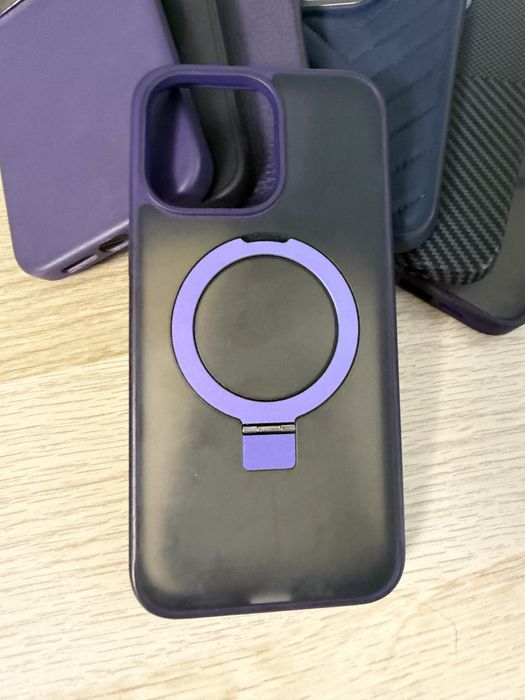 Продам чехлы для Iphone 14 pro max.