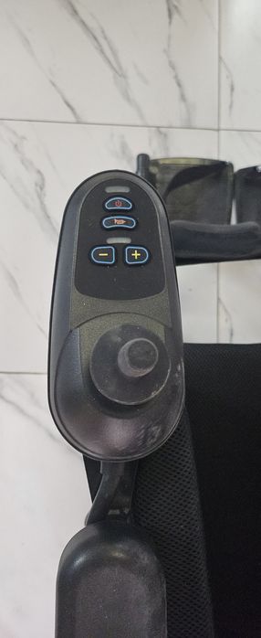 Кресло-коляска инвалидное с электроприводом