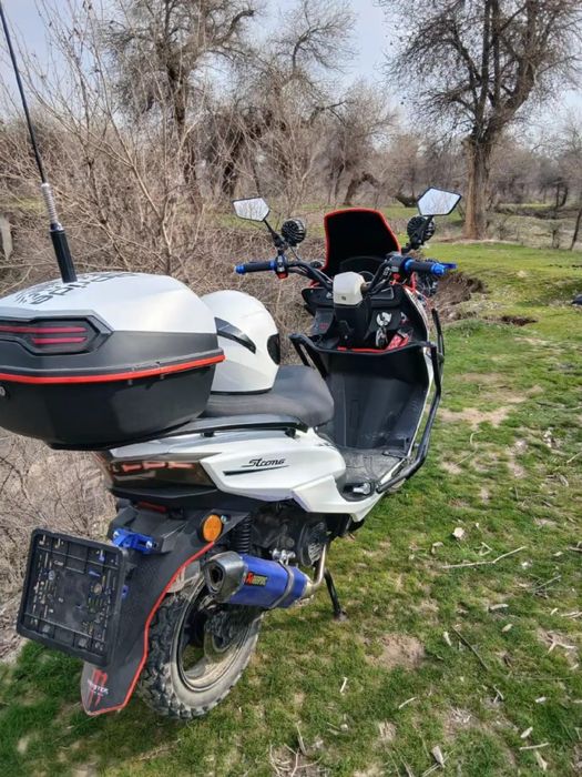 Мопед макси срочно