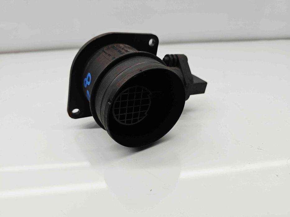 Debitmetru aer Volkswagen Caddy 3 (2KA, 2KH) [Fabr 2004-2010] 03890646