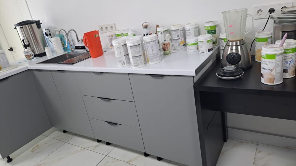 Продам кухонную мебель