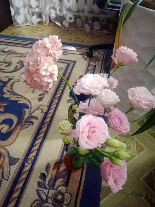 Продам букет цветов розы