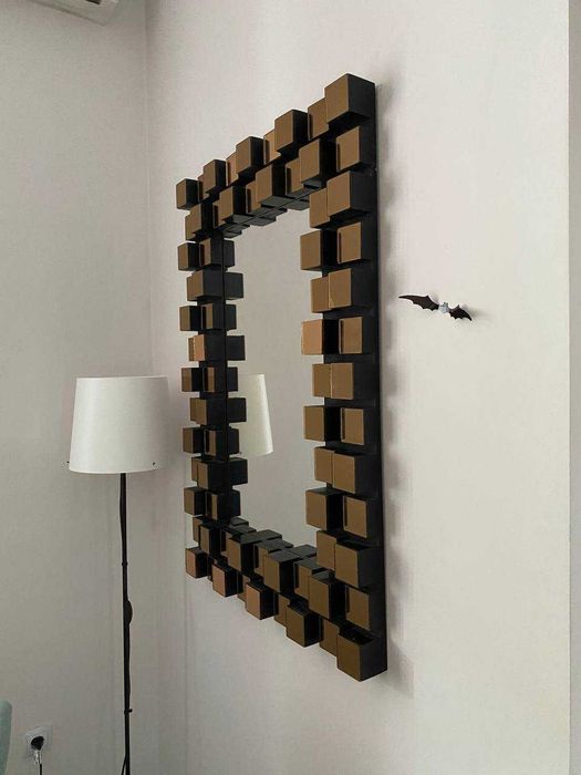 Зеркало в стиле модернизм