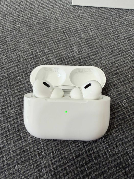 Vând căști Apple AirPods PRO 2