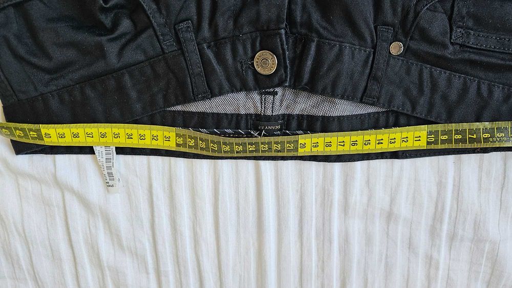 Pantaloni negri Zara noi W32