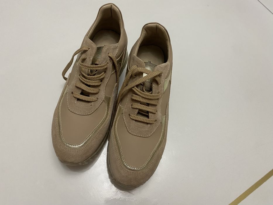 кроссовки 40 размер