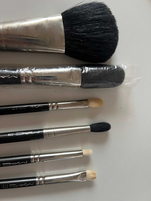 Set 6 pensule machiaj mac cosmetics - mac brush