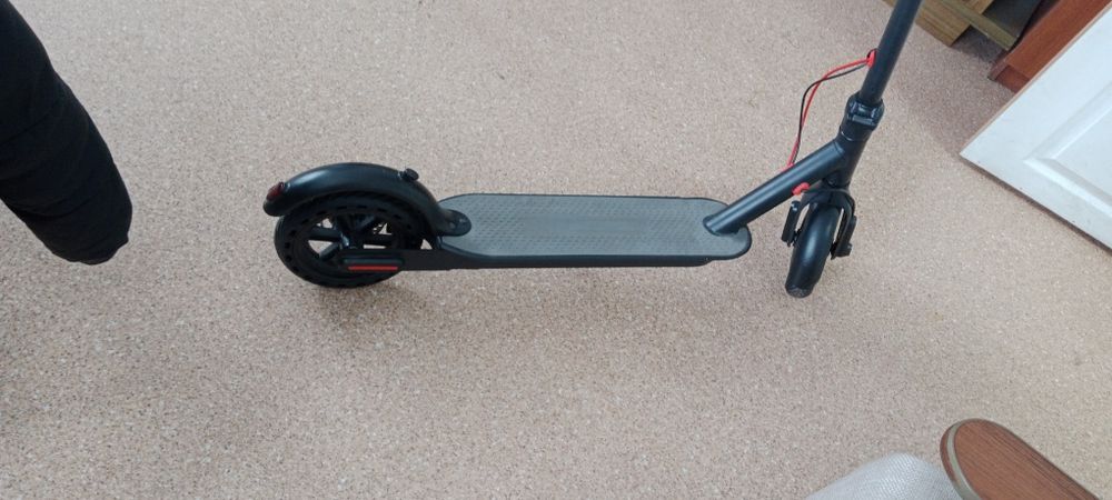 Продам электросамокат