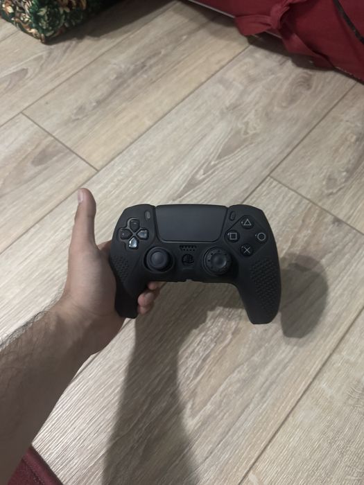 PlayStation 5 + 2 геймпада + 8 игр | Отличное состояние