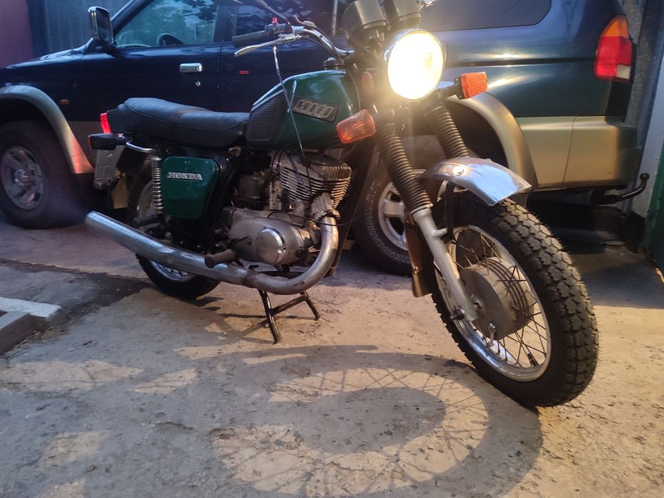 Продам мотоцик иж планета 3